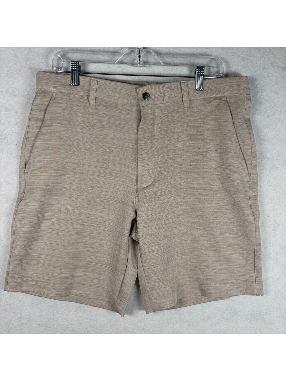 Callaway Men's Beige Golf Shorts Size 34